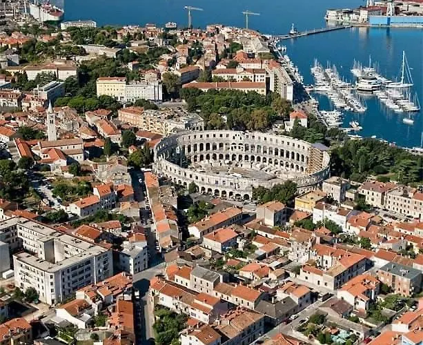 Διαμέρισμα Cosy Klara Πούλα