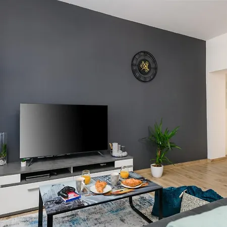 Cosy Klara Apartment *
